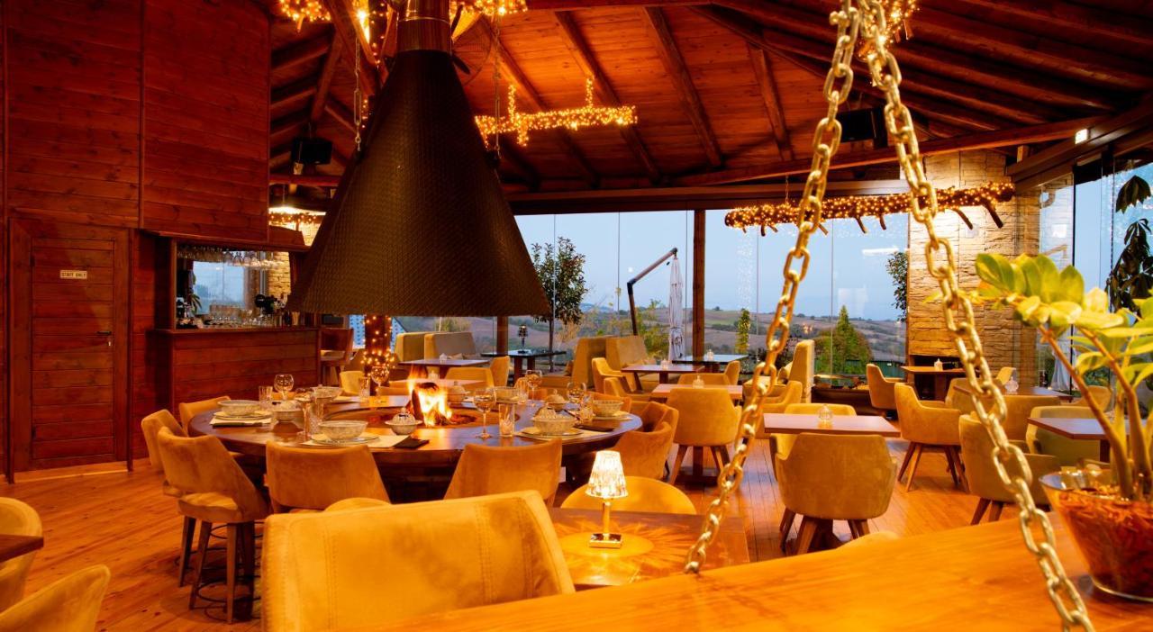 3 Hills Boutique - The Ranch Experience Hotell Trilofos Eksteriør bilde