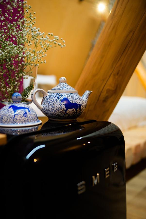 3 Hills Boutique - The Ranch Experience Hotell Trilofos Eksteriør bilde